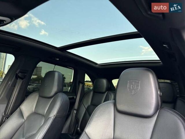 Чорний Порше Cayenne, об'ємом двигуна 3.6 л та пробігом 103 тис. км за 36000 $, фото 84 на Automoto.ua