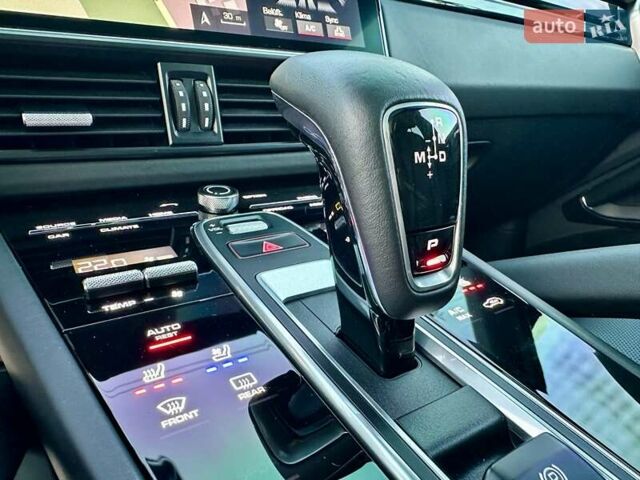 Черный Порше Каен, объемом двигателя 2.89 л и пробегом 76 тыс. км за 57800 $, фото 66 на Automoto.ua