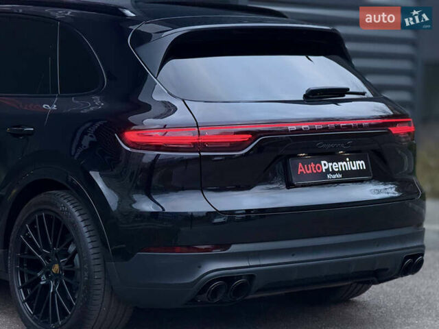 Чорний Порше Cayenne, об'ємом двигуна 2.9 л та пробігом 99 тис. км за 70000 $, фото 8 на Automoto.ua