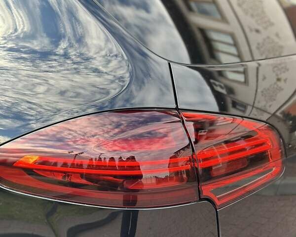 Черный Порше Каен, объемом двигателя 3.6 л и пробегом 64 тыс. км за 28999 $, фото 133 на Automoto.ua