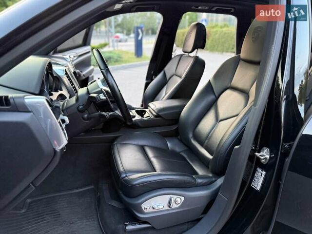 Черный Порше Каен, объемом двигателя 3.6 л и пробегом 99 тыс. км за 34000 $, фото 19 на Automoto.ua