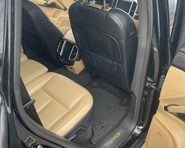 Чорний Порше Cayenne, об'ємом двигуна 3 л та пробігом 230 тис. км за 41000 $, фото 21 на Automoto.ua