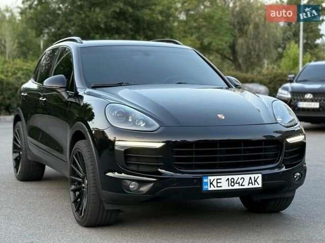 Черный Порше Каен, объемом двигателя 3.6 л и пробегом 99 тыс. км за 34000 $, фото 16 на Automoto.ua