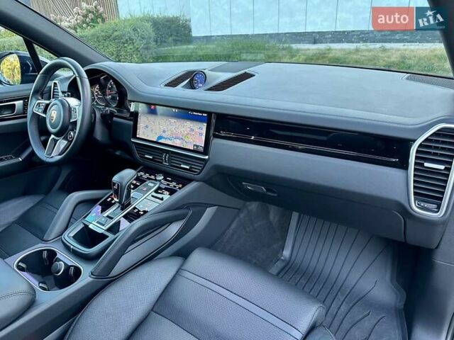 Черный Порше Каен, объемом двигателя 2.89 л и пробегом 76 тыс. км за 57800 $, фото 94 на Automoto.ua