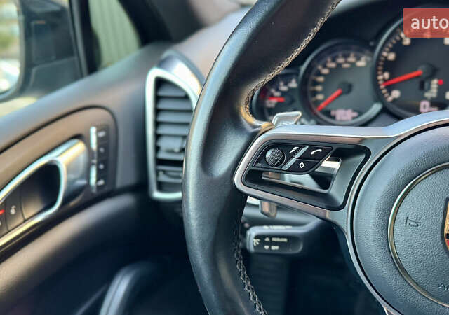 Черный Порше Каен, объемом двигателя 3.6 л и пробегом 113 тыс. км за 29500 $, фото 22 на Automoto.ua