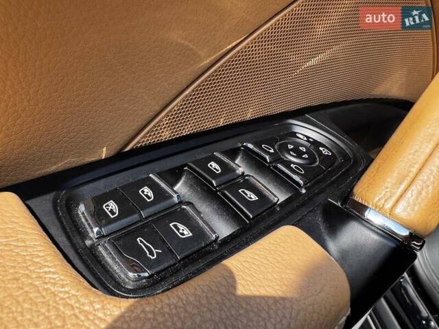 Чорний Порше Cayenne, об'ємом двигуна 3 л та пробігом 110 тис. км за 36000 $, фото 19 на Automoto.ua