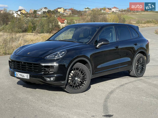 Черный Порше Каен, объемом двигателя 3.6 л и пробегом 88 тыс. км за 35999 $, фото 1 на Automoto.ua