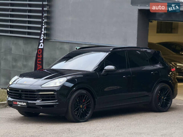 Чорний Порше Cayenne, об'ємом двигуна 2.9 л та пробігом 99 тис. км за 70000 $, фото 2 на Automoto.ua
