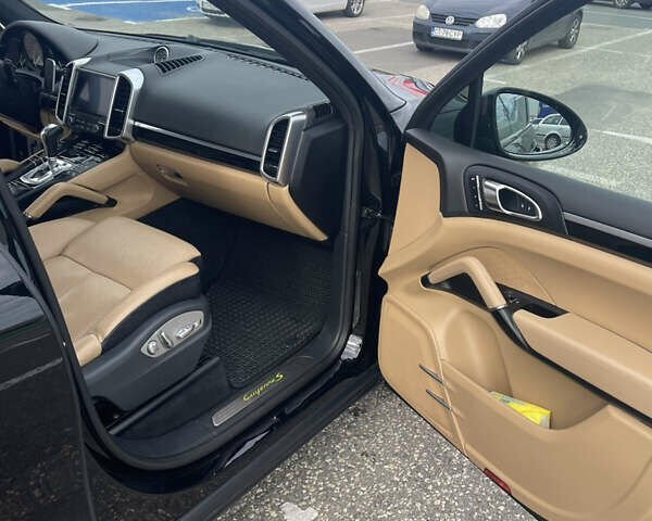 Чорний Порше Cayenne, об'ємом двигуна 3 л та пробігом 230 тис. км за 41000 $, фото 19 на Automoto.ua