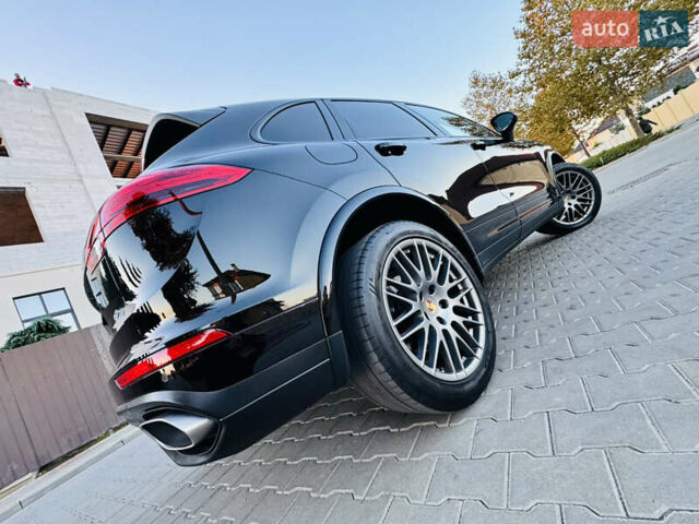 Черный Порше Каен, объемом двигателя 2.97 л и пробегом 131 тыс. км за 37999 $, фото 11 на Automoto.ua