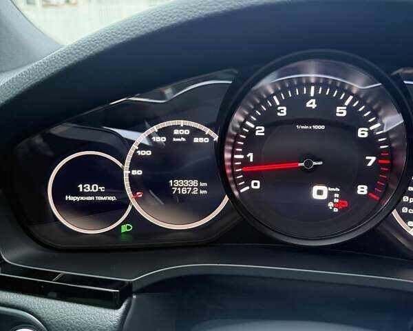 Чорний Порше Cayenne, об'ємом двигуна 3 л та пробігом 133 тис. км за 58000 $, фото 11 на Automoto.ua