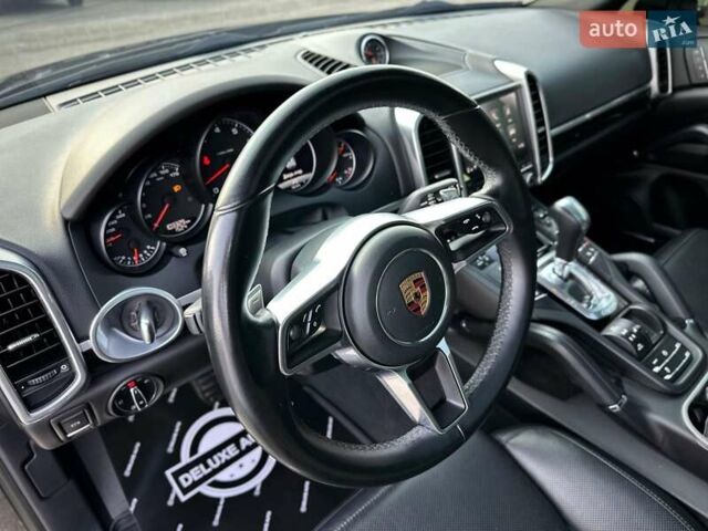 Чорний Порше Cayenne, об'ємом двигуна 3.6 л та пробігом 103 тис. км за 36000 $, фото 41 на Automoto.ua