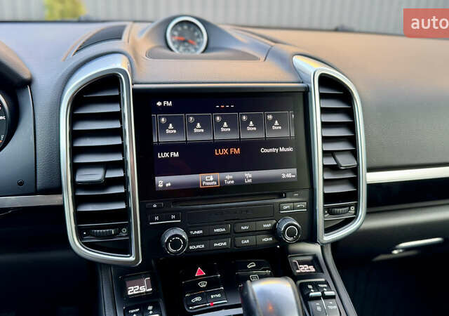 Черный Порше Каен, объемом двигателя 3.6 л и пробегом 113 тыс. км за 29500 $, фото 19 на Automoto.ua