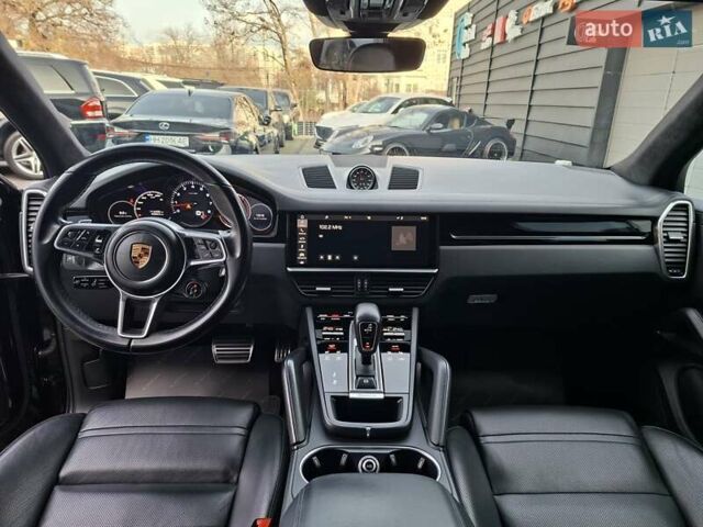 Черный Порше Каен, объемом двигателя 2.89 л и пробегом 114 тыс. км за 55555 $, фото 20 на Automoto.ua