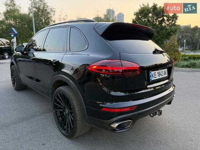 Черный Порше Каен, объемом двигателя 3.6 л и пробегом 99 тыс. км за 34000 $, фото 12 на Automoto.ua