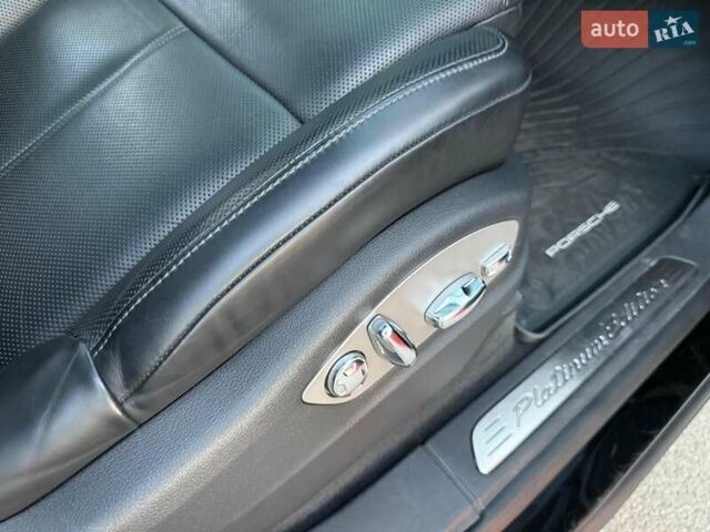 Черный Порше Каен, объемом двигателя 3.6 л и пробегом 99 тыс. км за 34000 $, фото 36 на Automoto.ua