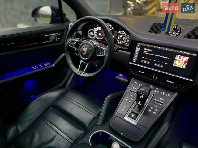 Чорний Порше Cayenne, об'ємом двигуна 2.9 л та пробігом 99 тис. км за 70000 $, фото 22 на Automoto.ua