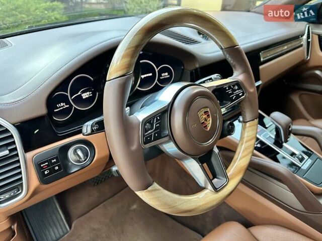 Черный Порше Каен, объемом двигателя 3 л и пробегом 170 тыс. км за 63500 $, фото 41 на Automoto.ua