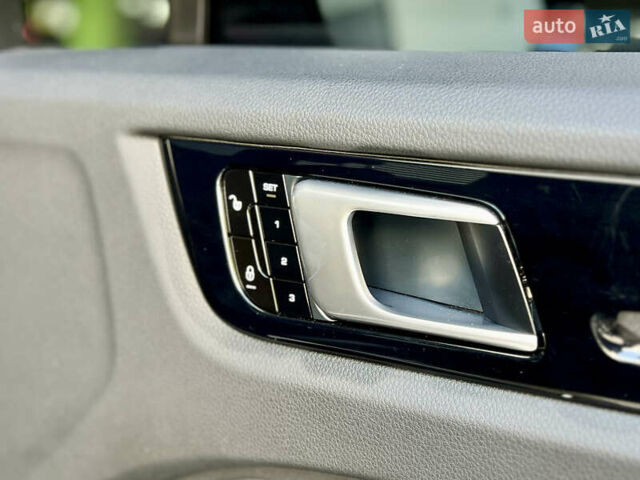 Черный Порше Каен, объемом двигателя 3 л и пробегом 133 тыс. км за 47000 $, фото 50 на Automoto.ua