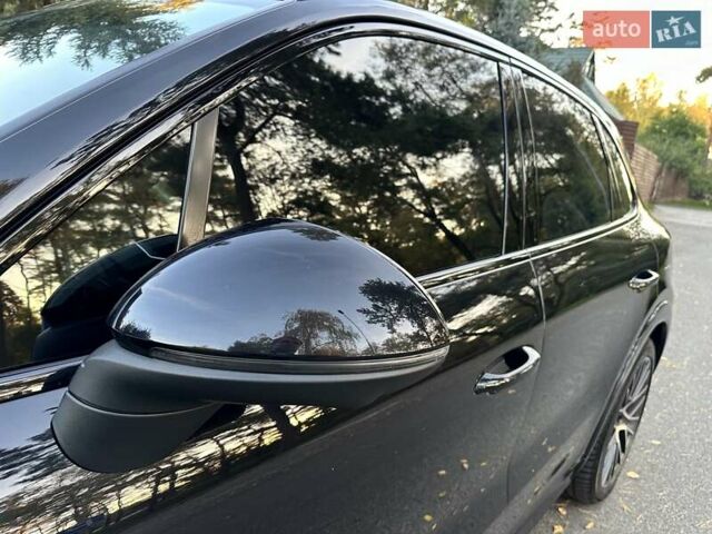 Черный Порше Каен, объемом двигателя 3 л и пробегом 170 тыс. км за 63500 $, фото 28 на Automoto.ua