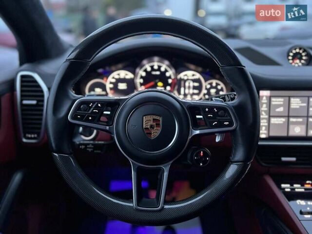 Черный Порше Каен, объемом двигателя 3 л и пробегом 84 тыс. км за 61000 $, фото 12 на Automoto.ua