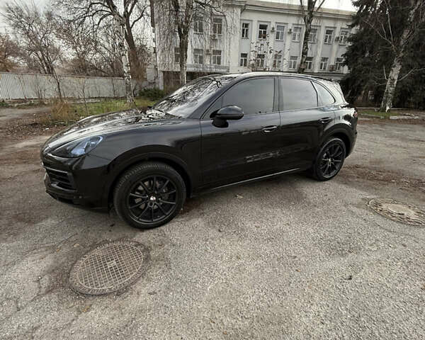 Чорний Порше Cayenne, об'ємом двигуна 3 л та пробігом 82 тис. км за 51000 $, фото 2 на Automoto.ua