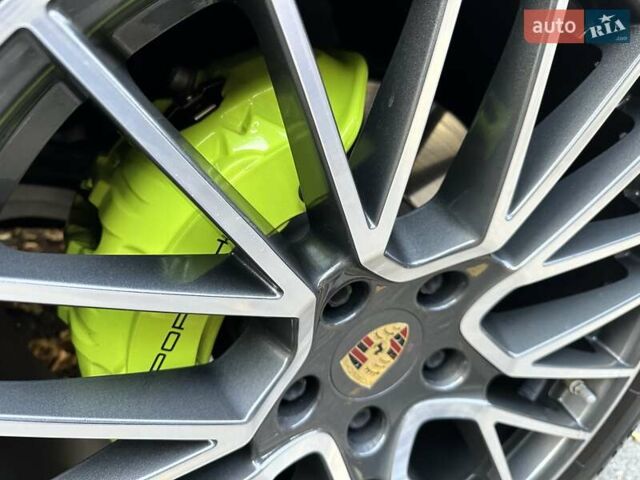 Черный Порше Каен, объемом двигателя 3 л и пробегом 170 тыс. км за 63500 $, фото 13 на Automoto.ua