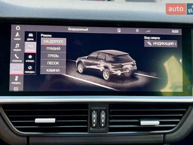 Черный Порше Каен, объемом двигателя 3 л и пробегом 133 тыс. км за 47000 $, фото 36 на Automoto.ua