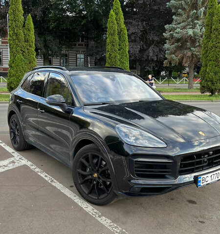 Черный Порше Каен, объемом двигателя 3 л и пробегом 125 тыс. км за 51000 $, фото 13 на Automoto.ua