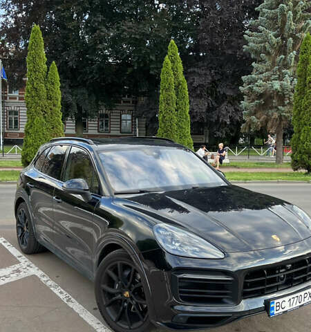 Черный Порше Каен, объемом двигателя 3 л и пробегом 125 тыс. км за 51000 $, фото 7 на Automoto.ua