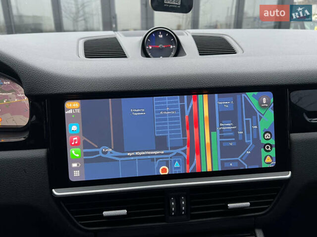 Чорний Порше Cayenne, об'ємом двигуна 3 л та пробігом 134 тис. км за 46000 $, фото 44 на Automoto.ua
