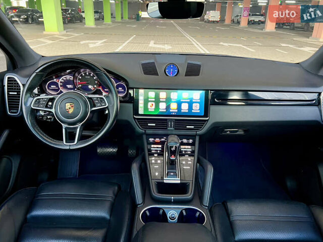 Черный Порше Каен, объемом двигателя 3 л и пробегом 133 тыс. км за 47000 $, фото 32 на Automoto.ua