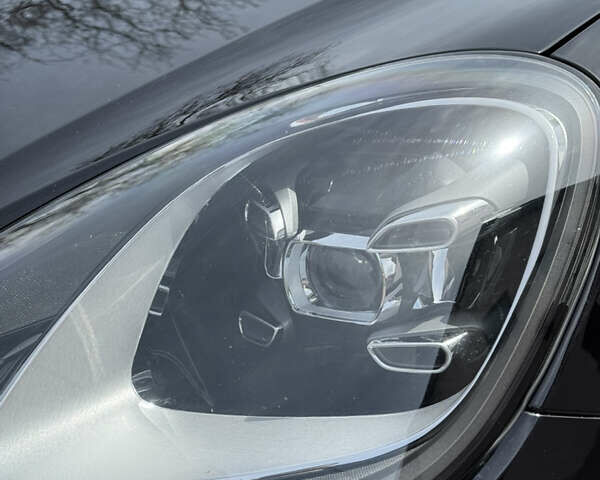 Черный Порше Каен, объемом двигателя 3 л и пробегом 109 тыс. км за 52500 $, фото 20 на Automoto.ua