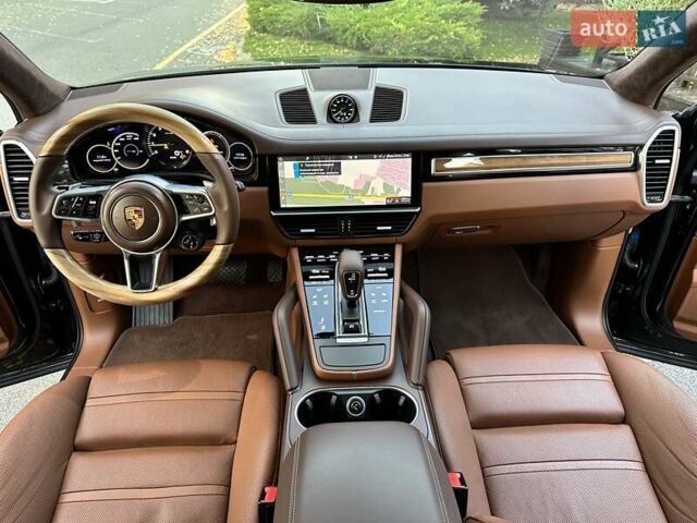Черный Порше Каен, объемом двигателя 3 л и пробегом 170 тыс. км за 63500 $, фото 62 на Automoto.ua