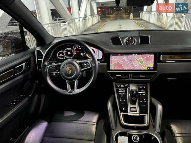 Черный Порше Каен, объемом двигателя 3 л и пробегом 99 тыс. км за 43800 $, фото 16 на Automoto.ua
