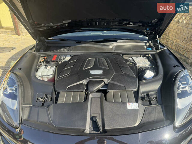 Черный Порше Каен, объемом двигателя 3 л и пробегом 109 тыс. км за 52500 $, фото 85 на Automoto.ua