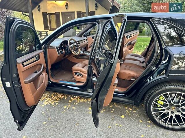 Черный Порше Каен, объемом двигателя 3 л и пробегом 170 тыс. км за 63500 $, фото 34 на Automoto.ua