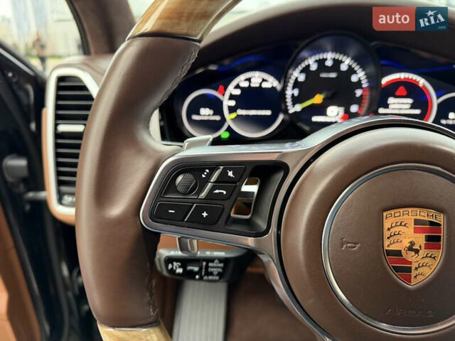 Черный Порше Каен, объемом двигателя 3 л и пробегом 170 тыс. км за 59999 $, фото 42 на Automoto.ua