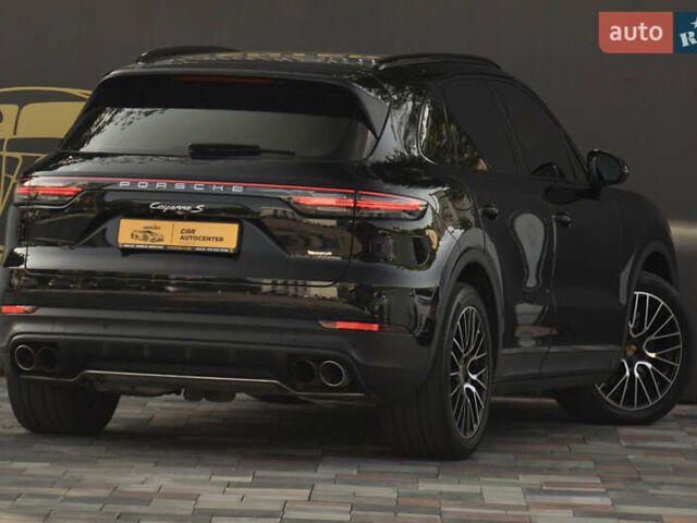Чорний Порше Cayenne, об'ємом двигуна 2.89 л та пробігом 191 тис. км за 52000 $, фото 3 на Automoto.ua
