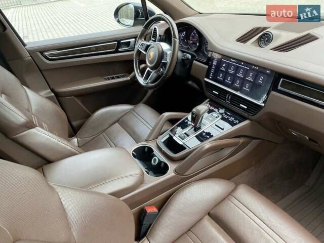 Черный Порше Каен, объемом двигателя 3 л и пробегом 125 тыс. км за 51000 $, фото 25 на Automoto.ua