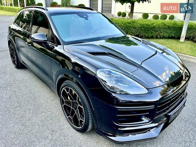 Чорний Порше Cayenne, об'ємом двигуна 4 л та пробігом 59 тис. км за 111111 $, фото 26 на Automoto.ua