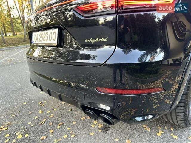 Черный Порше Каен, объемом двигателя 3 л и пробегом 170 тыс. км за 63500 $, фото 9 на Automoto.ua