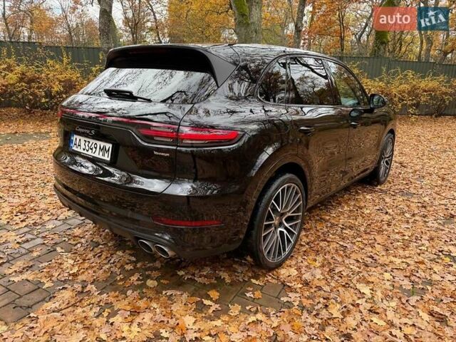 Черный Порше Каен, объемом двигателя 2.89 л и пробегом 118 тыс. км за 57000 $, фото 9 на Automoto.ua