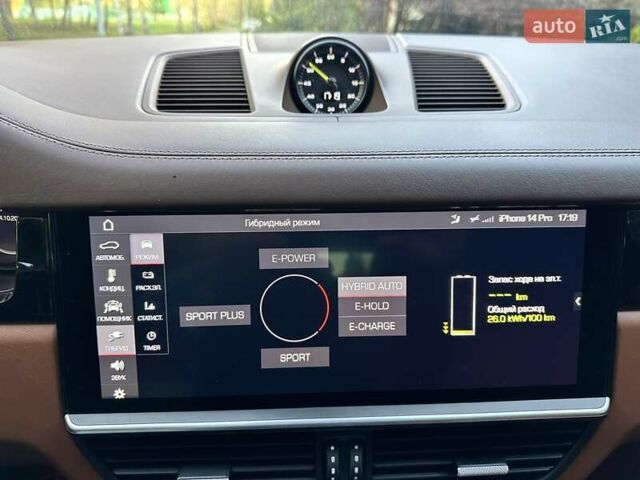 Черный Порше Каен, объемом двигателя 3 л и пробегом 170 тыс. км за 63500 $, фото 50 на Automoto.ua