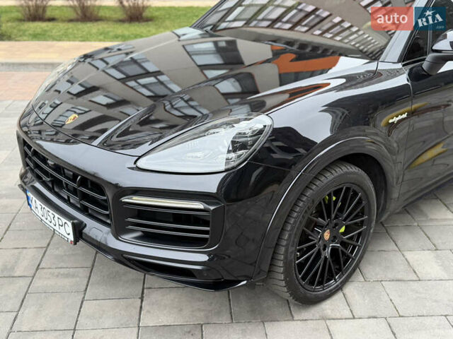 Черный Порше Каен, объемом двигателя 3 л и пробегом 170 тыс. км за 59999 $, фото 1 на Automoto.ua