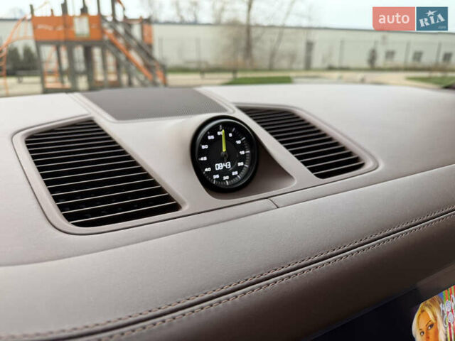 Черный Порше Каен, объемом двигателя 3 л и пробегом 170 тыс. км за 59999 $, фото 40 на Automoto.ua