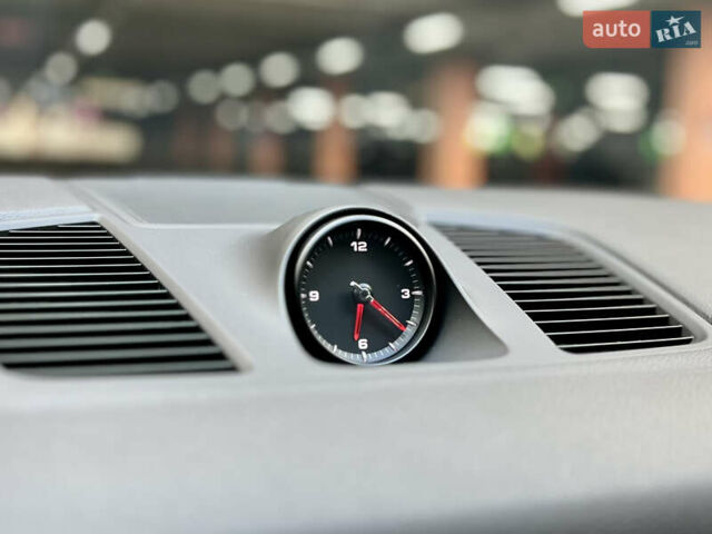 Черный Порше Каен, объемом двигателя 3 л и пробегом 133 тыс. км за 47000 $, фото 34 на Automoto.ua