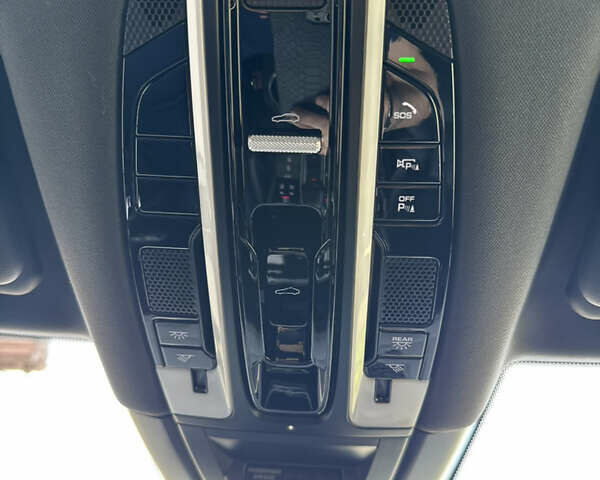 Черный Порше Каен, объемом двигателя 3 л и пробегом 109 тыс. км за 52500 $, фото 74 на Automoto.ua