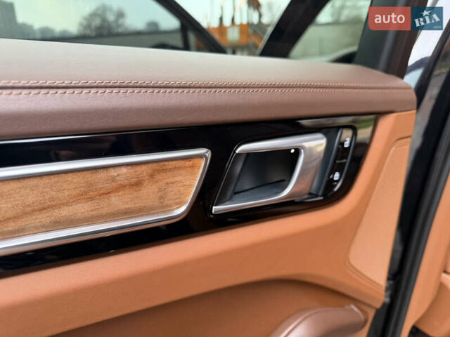 Черный Порше Каен, объемом двигателя 3 л и пробегом 170 тыс. км за 59999 $, фото 22 на Automoto.ua