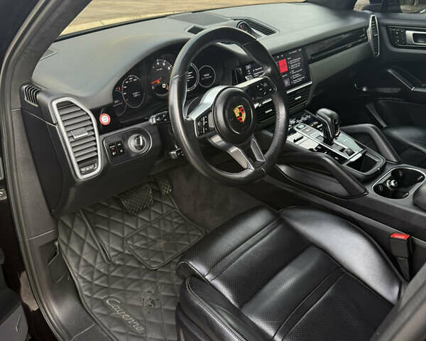 Чорний Порше Cayenne, об'ємом двигуна 3 л та пробігом 82 тис. км за 51000 $, фото 12 на Automoto.ua